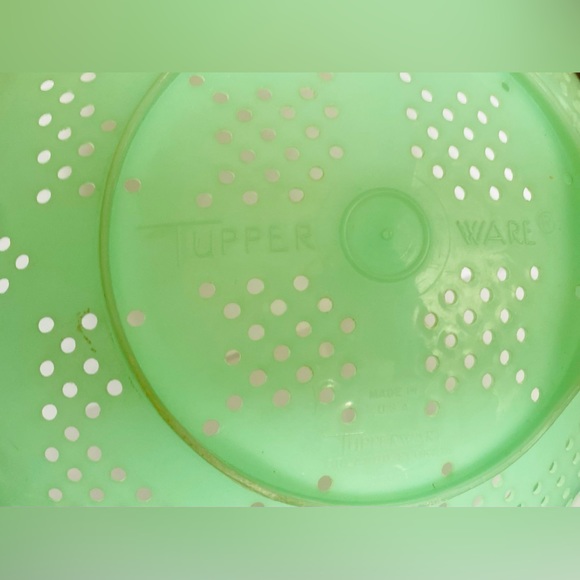Vintage Tupperware 339 Jadeite Green Colander Strainer 9” Diameter USA - Picture 4 of 5
